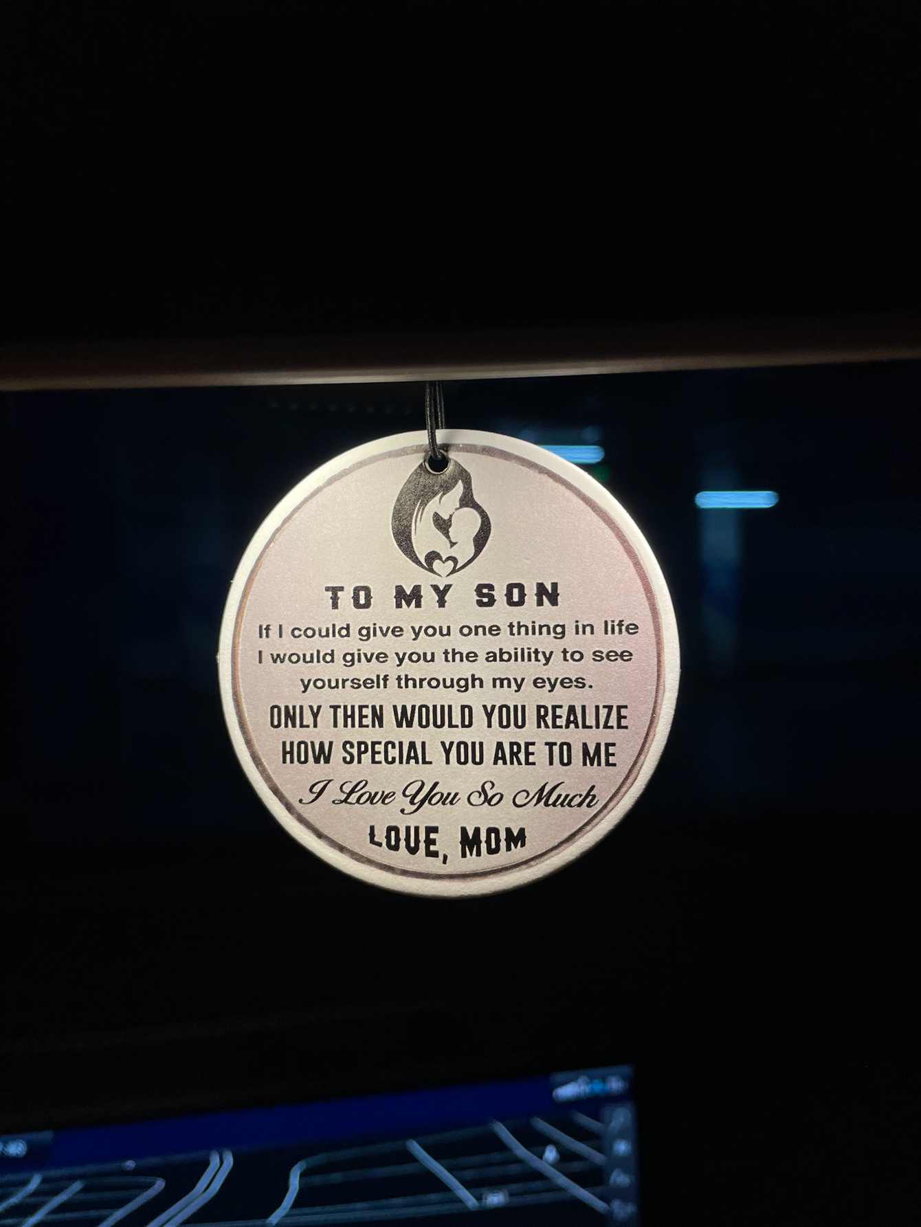Mother gave her son a special  - Perfume Her Fragrance recension och pris